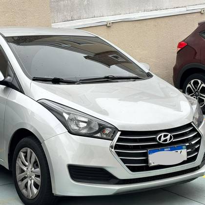 HYUNDAI HB20S 1.6 COMFORT PLUS 16V FLEX 4P AUTOMÁTICO